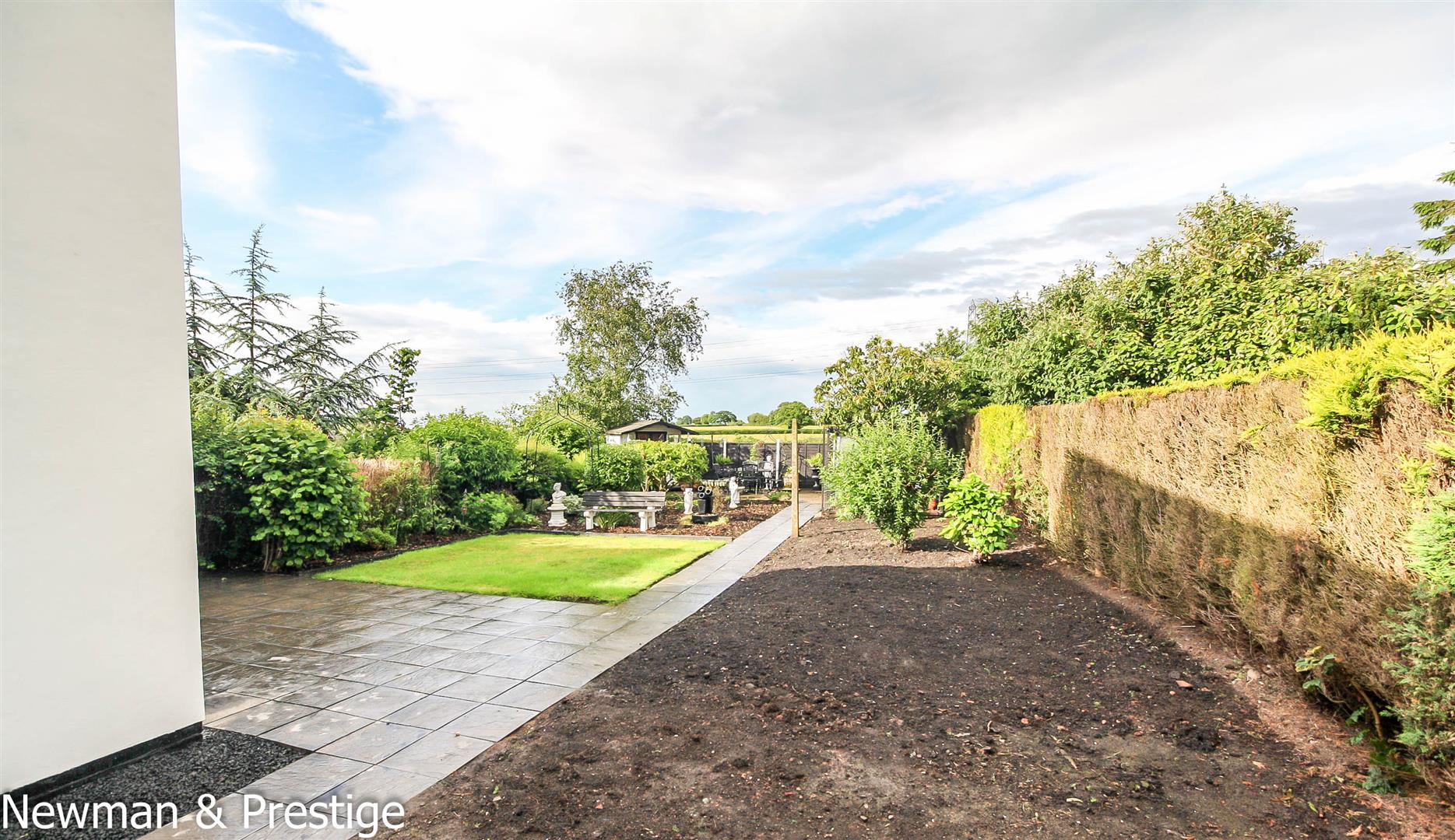 Lentons Lane, Aldermans Green, Coventry,..., CV2 , 4 bed, Type unknown